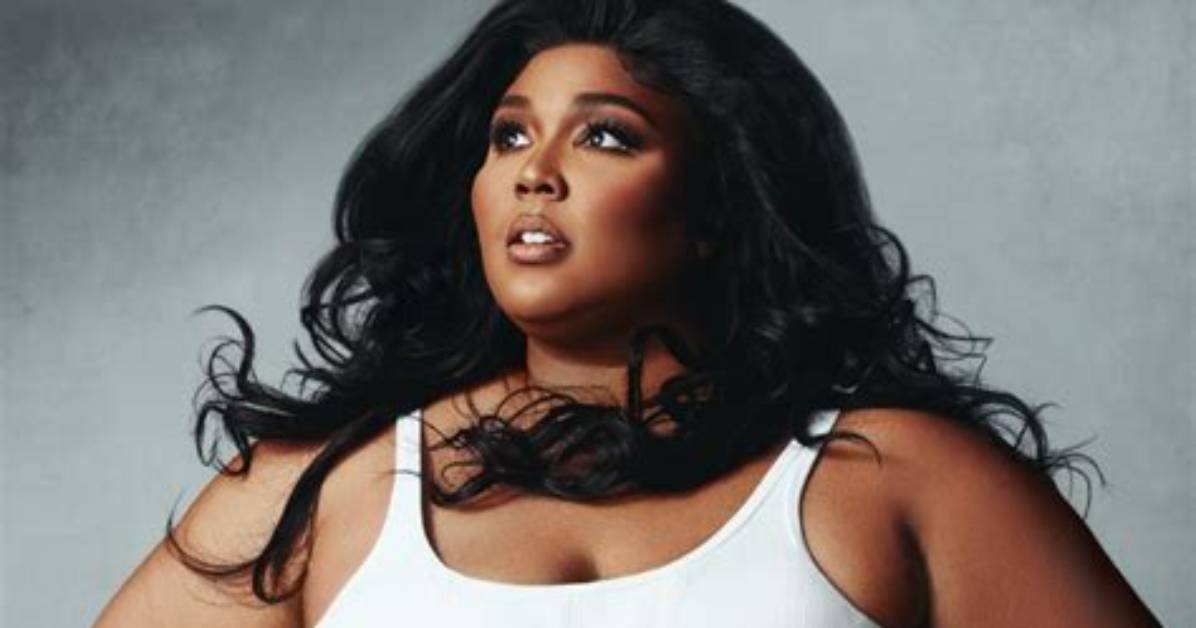 Is Lizzo Gay? Age, Height, Net Worth