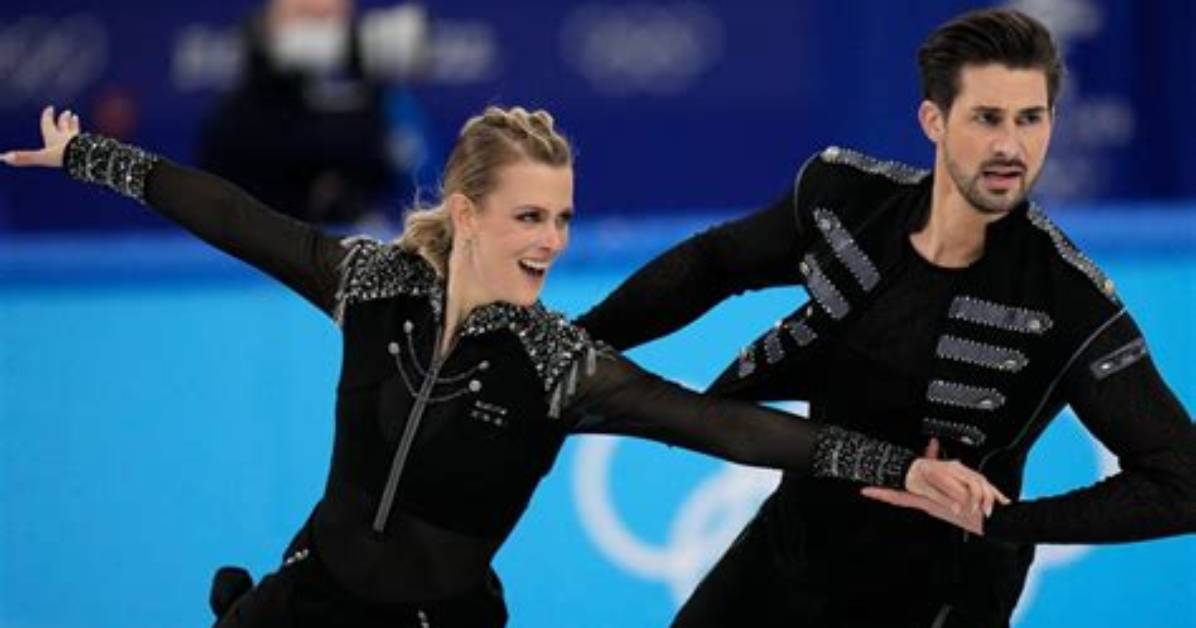 Is Madison Hubbell Still with Adrian Diaz – Are They Married or Engaged?