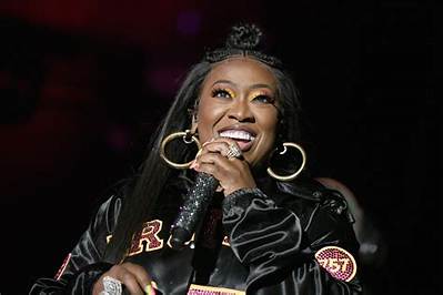 Is Missy Elliott Lesbian