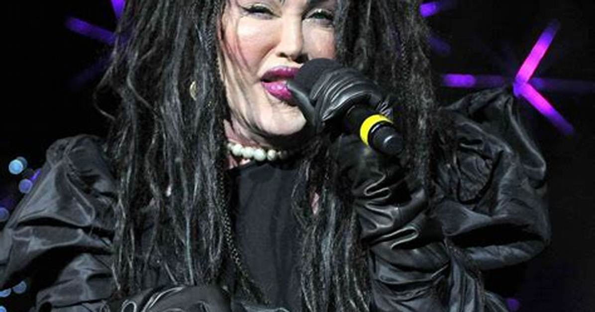 Is Pete Burns Transgender? Gender and Sexuality- Transformation and Surgery