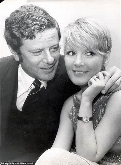 Is Petula Clark Married? Petula Clarks Net Worth, Age, Height, Biography, Husband, Kids, and More