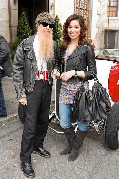 Is Real Zz Top in Bones?