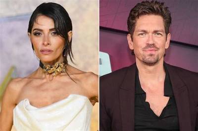 Is Sarah Shahi's Ex-Husband, Steve Howey Dating in 2021?