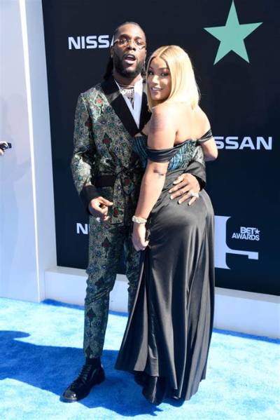 Is Stefflon Don Pregnant with Burna Boy Baby? Dating Life in a Nutshell