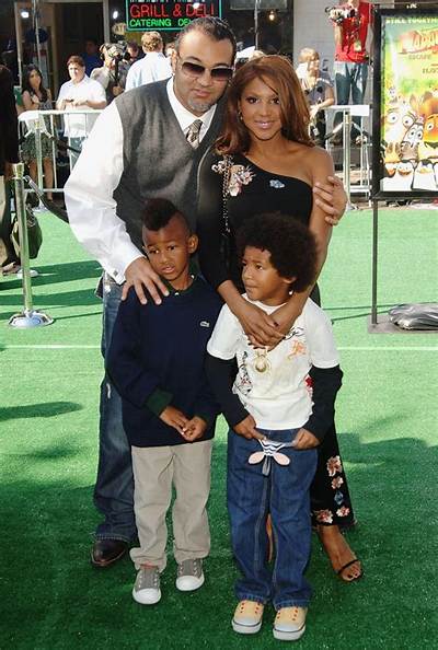 Is the Ex-Couple, Keri Lewis and Toni Braxton Are Probable to Be Together or Not? Let Us Have Some Details About the Current Relationships Status of the Celebrities!