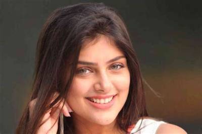 Ishita Chauhan Height, Weight, Net Worth, Age, Birthday, Wikipedia, Who, Instagram, Biography