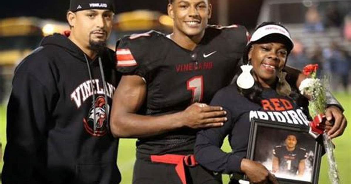 Isiah Pacheco Brother Travoise Cannon, Sister: Siblings and Family