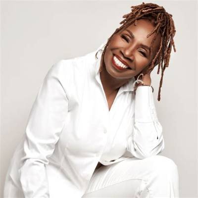 Iyanla Vanzant Bio (Wiki)