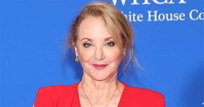 J. Smith-Cameron Height, Weight, Net Worth, Age, Birthday, Wikipedia, Who, Nationality, Biography