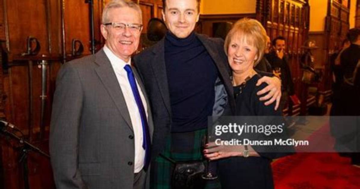 Jack Lowden Parents – Meet Gordan and Jacquie Lowden, Siblings and Girlfriend