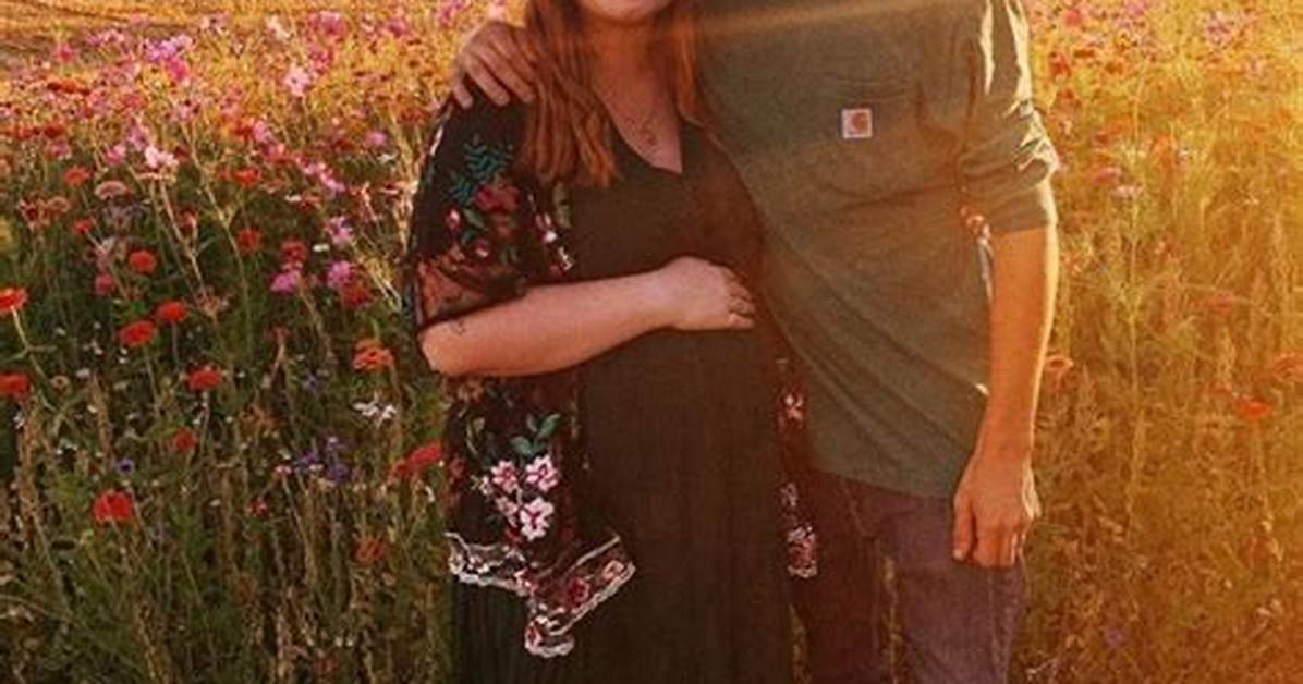 Jacob and Isabel Roloff Share That Newborn Son Is in Nicu