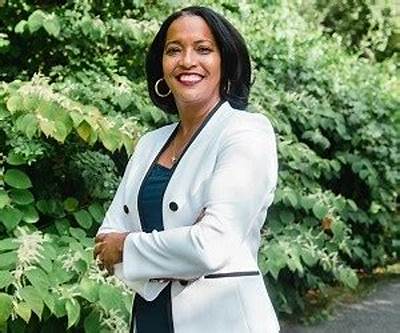 Jahana Hayes Height, Weight, Net Worth, Age, Birthday, Wikipedia, Who, Instagram, Biography