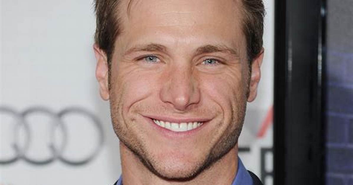 Jake Pavelka Net Worth - Wiki, Age, Weight and Height, Relationships, Family, and More
