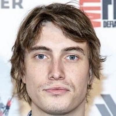 James Paxton (Tv Actor) - Age, Family, Bio