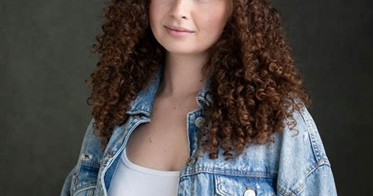 Jamie Bloch Bio (Wiki)
