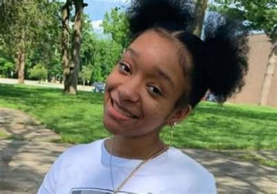 Janaeyah Goldentwinz - Age, Family, Bio
