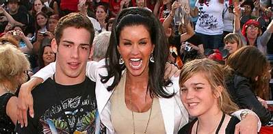 Janice Dickinson Family: Husband Parents and Siblings