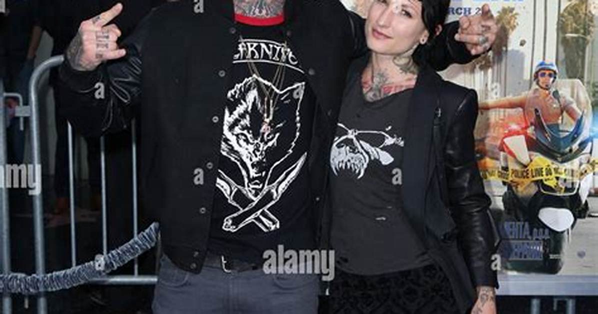 Jason Ellis Is Married to Wife: Katie Gilbert. Kids