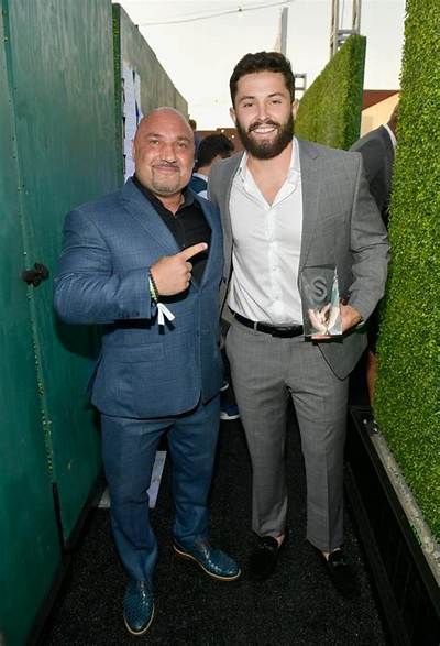 Jay Glazer Net Worth - Wiki, Age, Weight and Height, Relationships, Family, and More