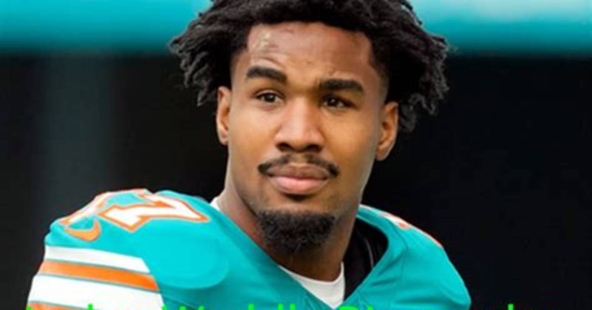 Jaylen Waddle - Age, Family, Bio