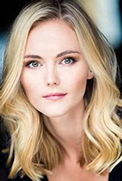 Jayne Wisener - Age, Family, Bio