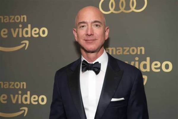 Jeff Bezos, Richest Man Alive, May Only Have One Pair of Swim Trunks