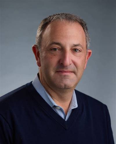 Jeff Chase Bio (Wiki)