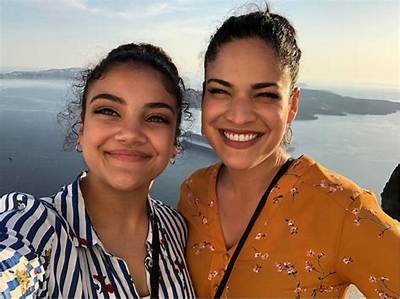 Jelysa Hernandez - Age, Family, Bio