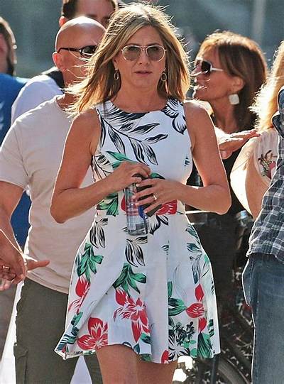 Jennifer Aniston Has Spent a Quiet Summer Working with Adam Sandler in Italy