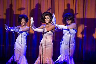 Jennifer Hudson Just Owns “Dreamgirls, ” Beyonce Is Backup
