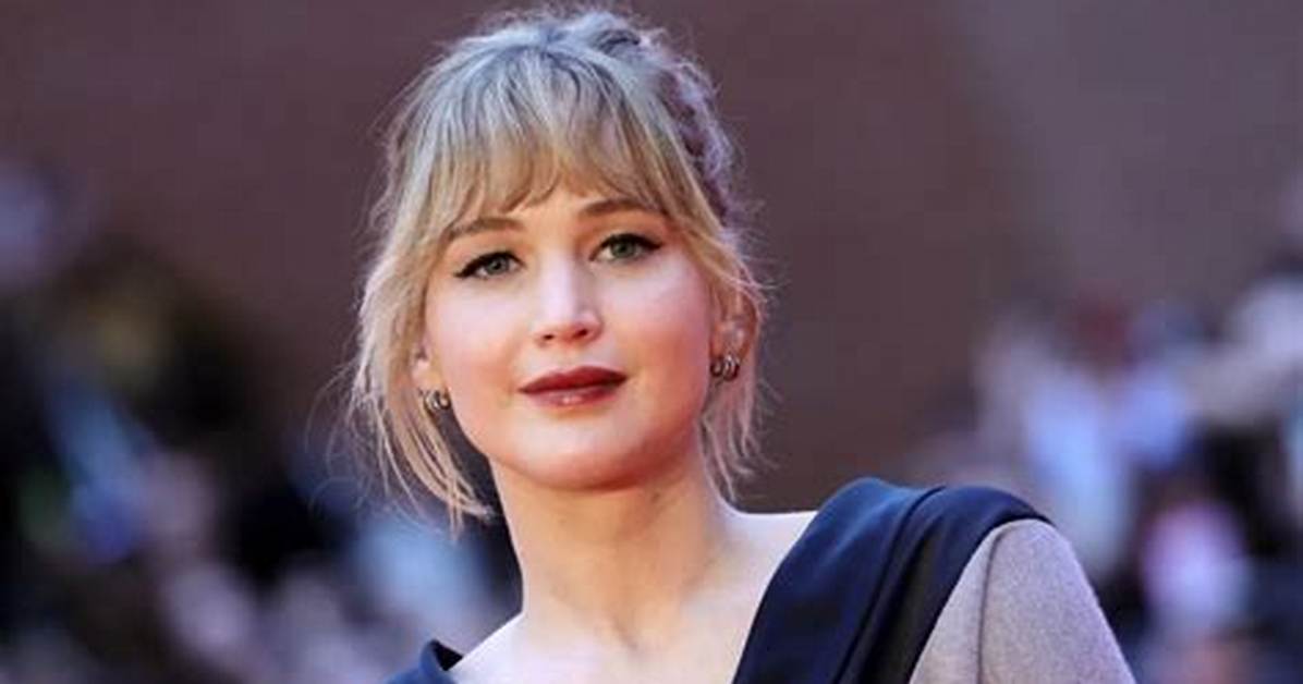 Jennifer Lawrence: for Each Candid Shot, I Spend 3 Hours Running from Paps