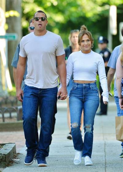 Jennifer Lopez and Alex Rodriguez Backtrack: They're Staying Together
