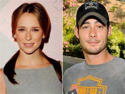 Jennifer Love Hewitt’s New Boyfriend