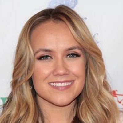 Jennifer Veal - Age, Family, Bio