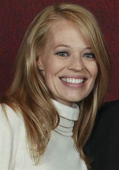 Jeri Ryan Bio (Wiki)