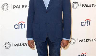 Jesse Martin Height, Weight, Net Worth, Age, Birthday, Wikipedia, Who, Nationality, Biography