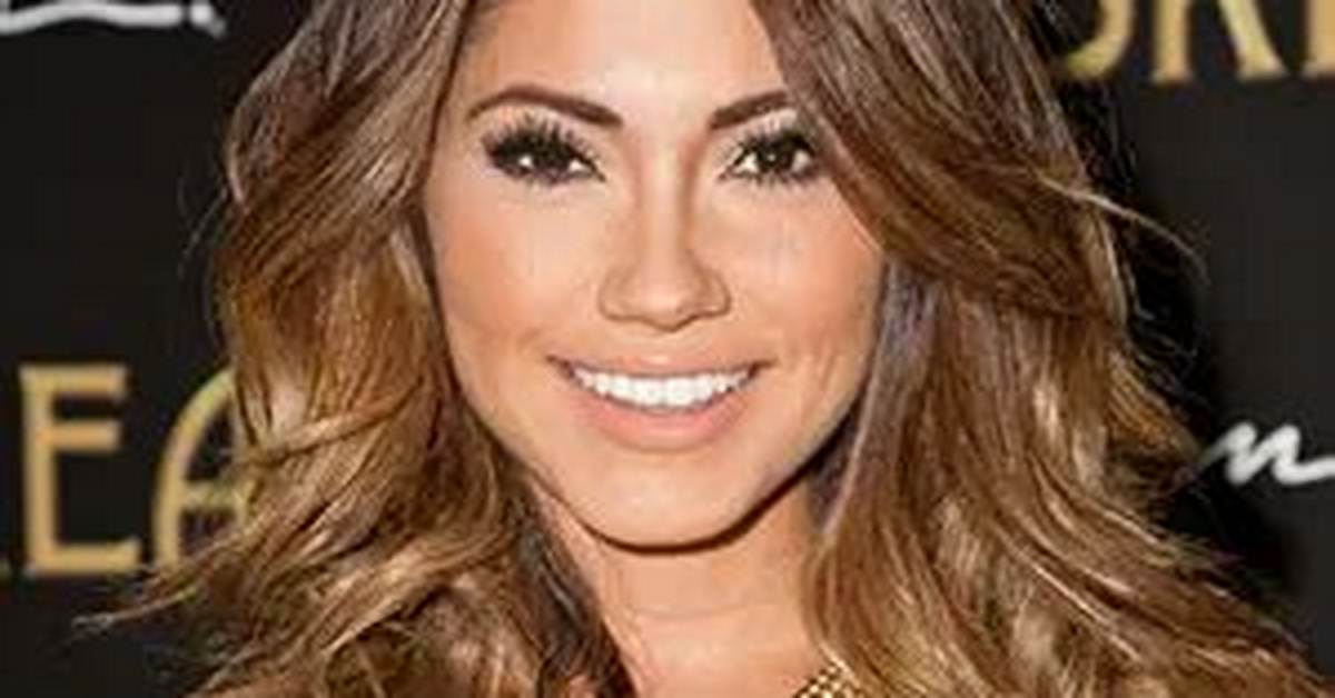Jessica Burciaga Wiki, Married, Husband, Boyfriend, Dating, Lesbian