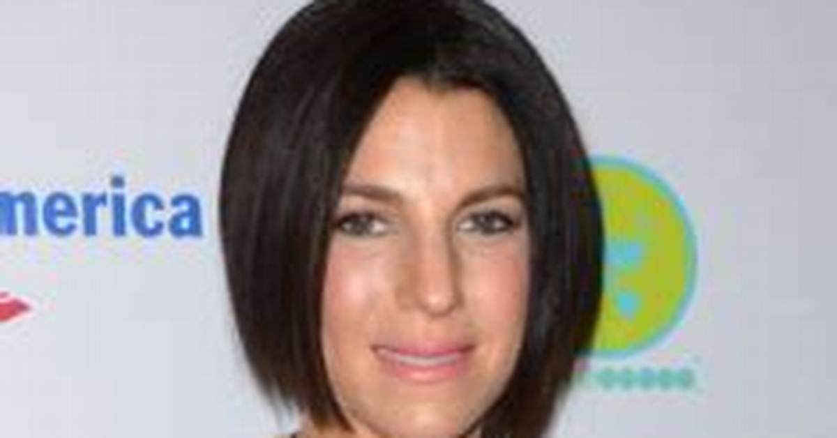 Jessica Seinfeld’s Charitable Ensembles: Do All of Her Stylists Hate Her?