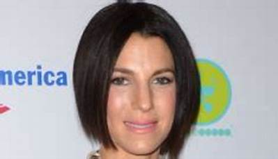 Jessica Seinfeld’s Charitable Ensembles: Do All of Her Stylists Hate Her?