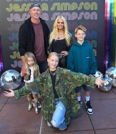 Jessica Simpson: ‘I Am Just One of Those Pregnant Women Who Gains a Lot of Weight’