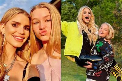 Jessica Simpson Praises Daughter Maxwell for Giving Back on Christmas: ‘Her Heart Is Beautiful’