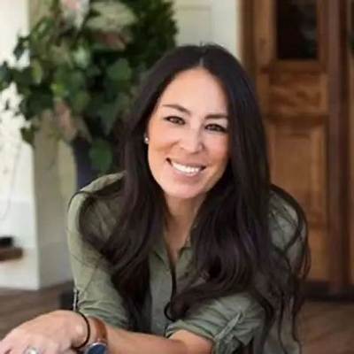 Joanna Gaines Bio (Wiki)