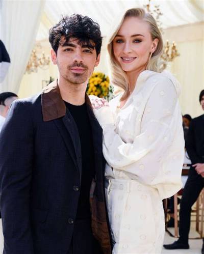 Joe Jonas and Sophie Turner 'Are in Competition' to Move on Faster - and One's Already in Love