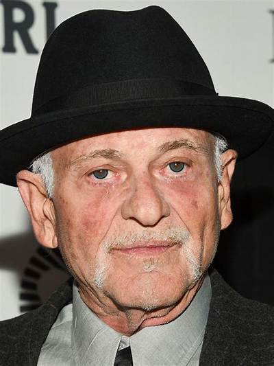 Joe Pesci Bio (Wiki)