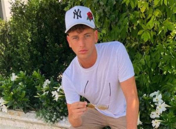 Joey Joy - Age, Family, Bio
