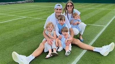 John Isner - Age, Family, Bio