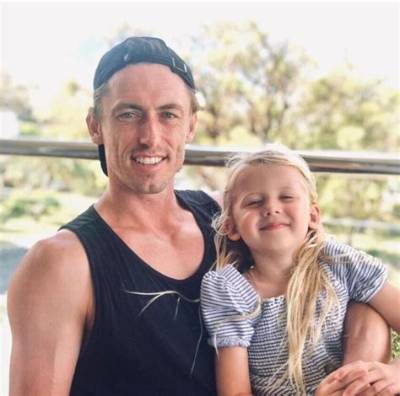 John Millman - Age, Family, Bio