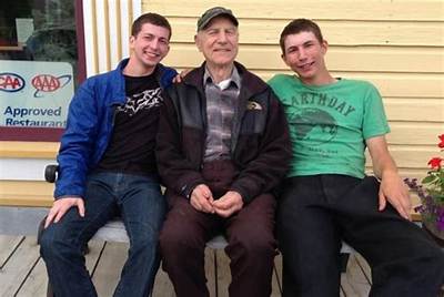 John Schnabel - Trivia, Family, Bio