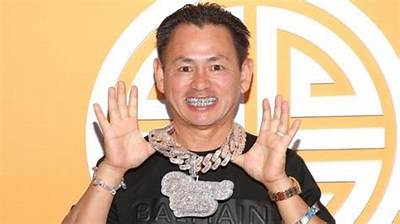 Johnny Dang - Age, Family, Bio