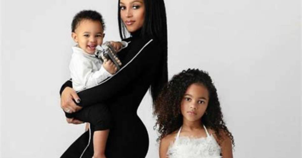 Joie Chavis - Age, Family, Bio